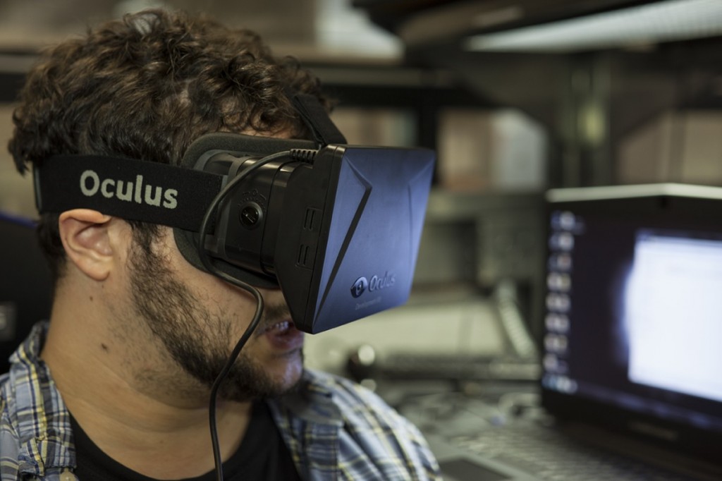 Oculus Rift, o tão aguardado dispositivo de realidade virtual, agora pertence ao Facebook.